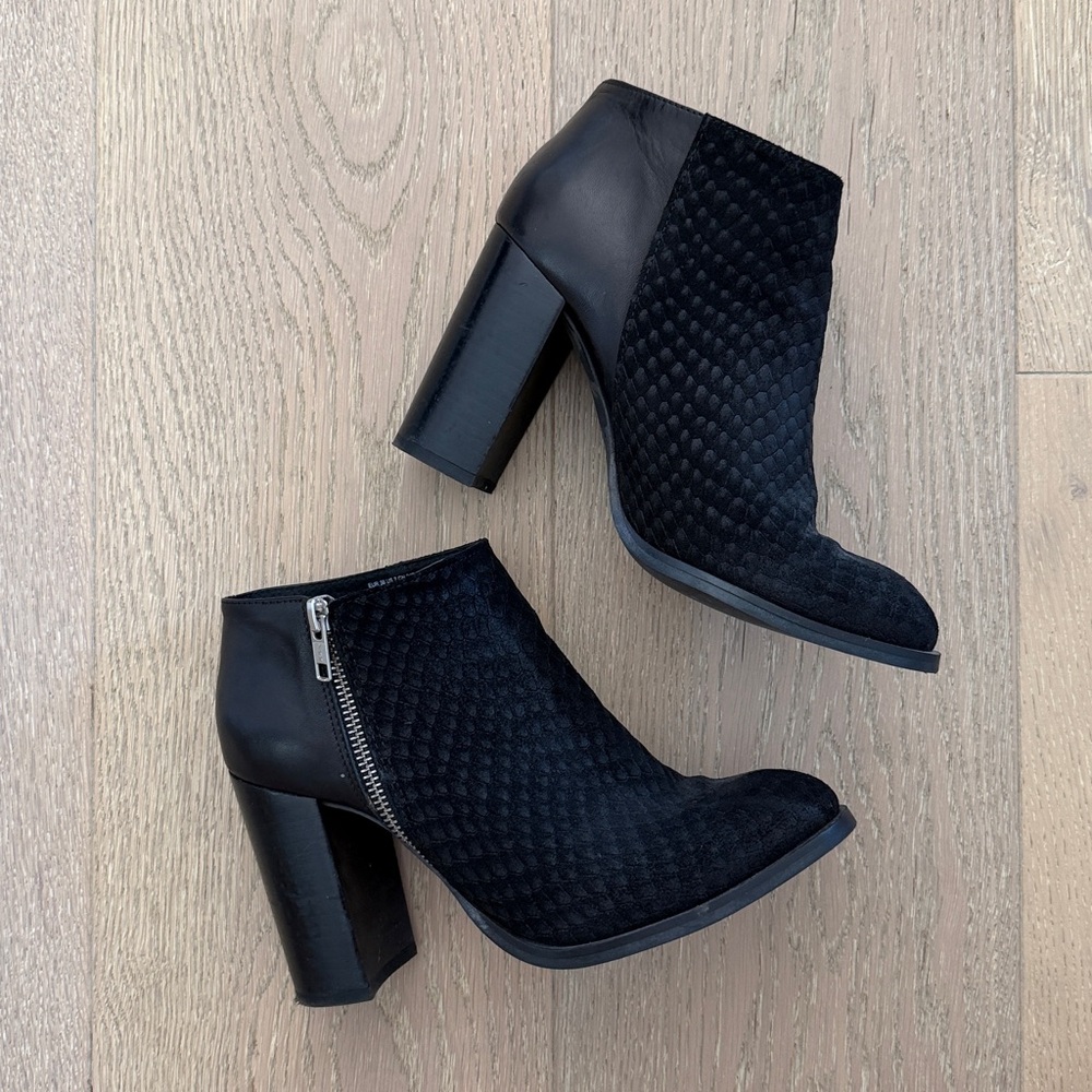 H&M Black Leather Snake Embossed Booties